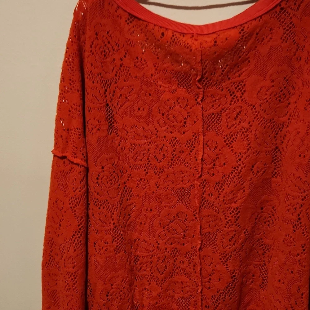 ❤️ FREE PEOPLE NOT COLD IN THIS LACE TOP, VIBRANT ORANGE, MEDIUM